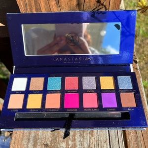Anastasia Riviera palette